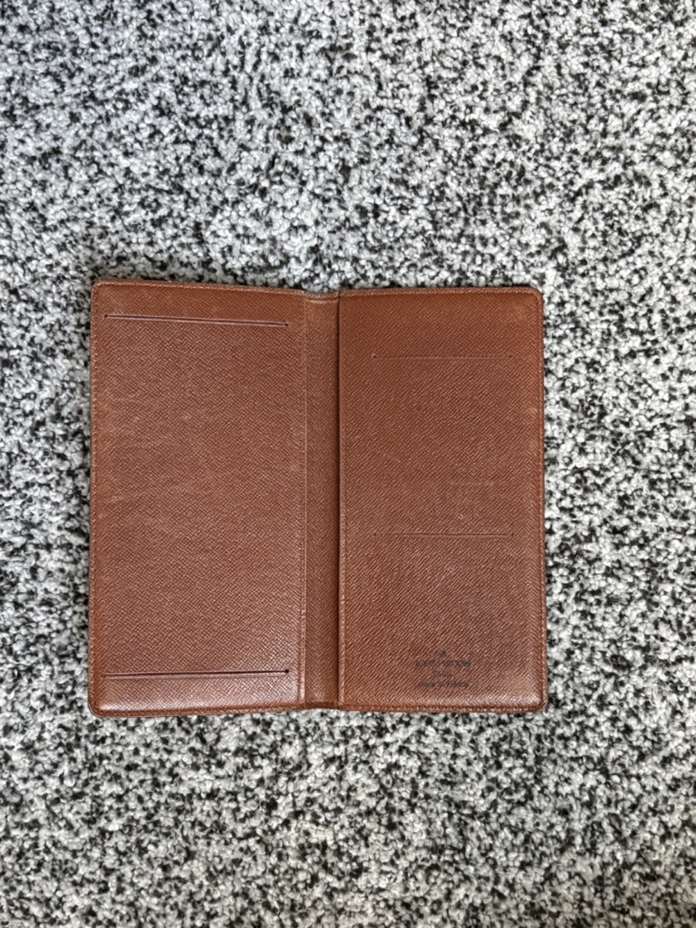 Authentic Louis Vuitton Agenda Oriental Cover - Picture 7 of 12